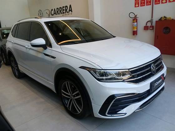VOLKSWAGEN TIGUAN 2.0 300 TSI GASOLINA ALLSPACE R-LINE AUTOMÁTICO